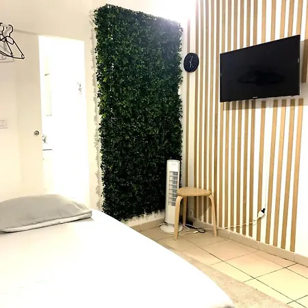Cozy Centre-ville 公寓 尼姆